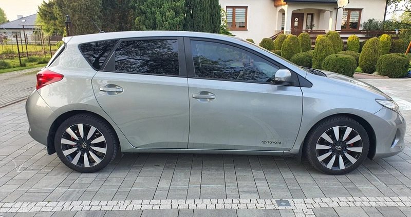 Toyota Auris cena 34800 przebieg: 175000, rok produkcji 2013 z Krosno małe 301